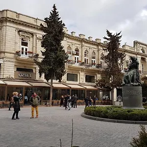 Otel Park, Bakü
